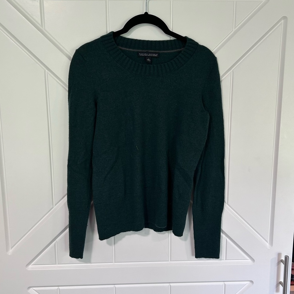 Green banana republic wool sweater